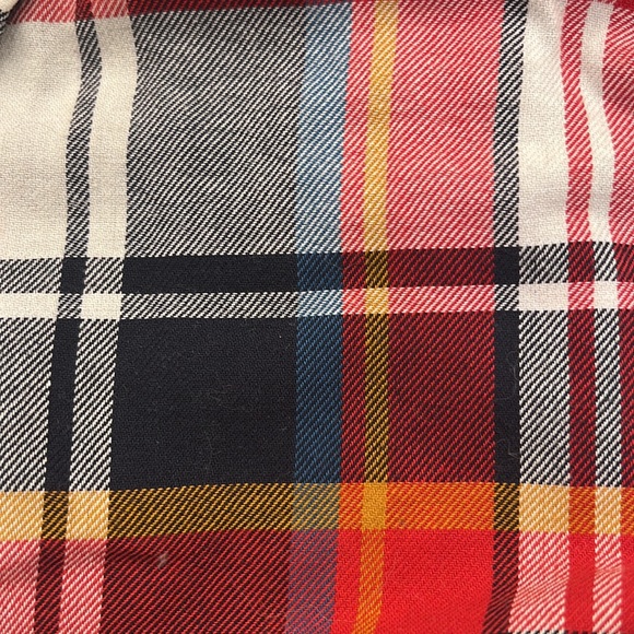 Levi’s flannel button up - Picture 3 of 3